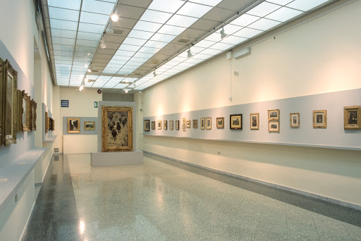 Interno Pinacoteca metropolitana di Bari